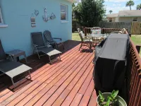 Seatreat - Adorable House Steps to Beach & Marina