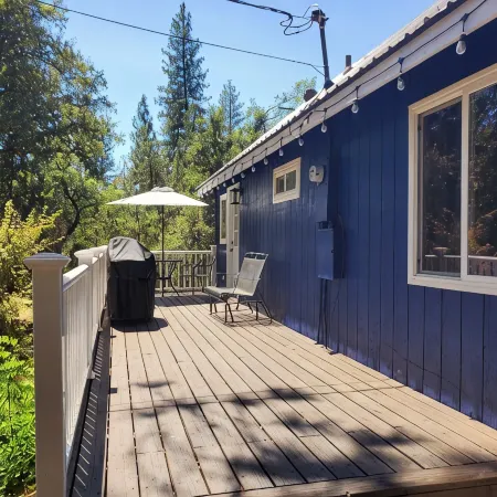 Serendipity Lodge @ Yosemite - BBQ/ Kitchen/ Wi-Fi/ King Bed/ Sleeps 8