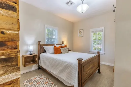 Tristian Suite Walk to Main Street - 3-Star