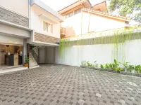 Cendhani Raras Residence - Pensionaatit