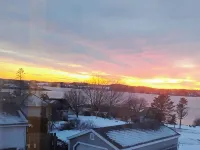 Sunset by the Bay Retreat Beautiful Sunsetsclose to Downtown Quiet Restful Hotels in Lubec