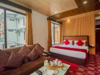 Amritara The Avadh Hotele w: Chamoli