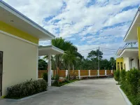 Cindia Resort Ξενοδοχεία στην πόλη Phunphin