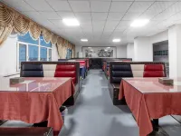 Xiyue Art Apartment (foshan Zumiao Lingnan Tiandi Zumiao Subway Station Branch) Hotels near NOVA