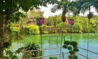Baan Pak Rim Kuaen Resort