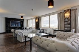 Renaissance London Heathrow Hotel