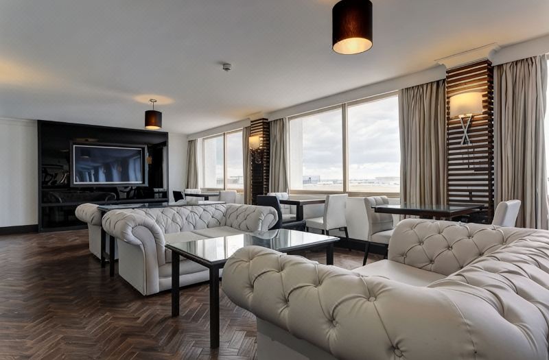Renaissance London Heathrow Hotel
