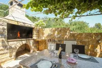 Apartments Kapetan - Hot Tub