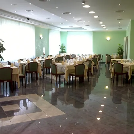Sea Garden Hotel