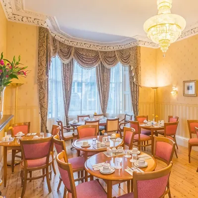 Menzies Guest House Отели рядом с достопримечательностью «Корсторфин»