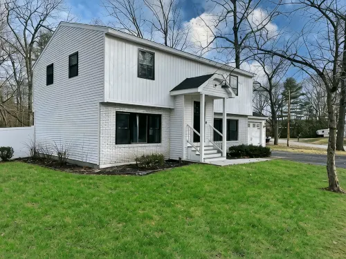 4 Bedroom Saratoga Home- Great For Long Stays! 🐎🛍🍴⛵️