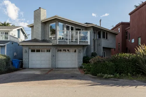 Magical Retreat!  Contemporary and Cozy Park Hill!