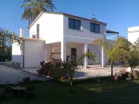 Villa Lucia 50 meters from the sea