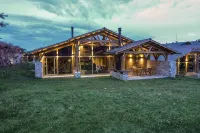Chalet for up to 10 people with sauna, private home theater and hot tub - 4-Star