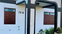 Spacious 3Br Coastal Stay Near Beaches, Restaurants and Fun