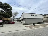 Apt in the Heart of Montrose! World Cup Special! - Condos