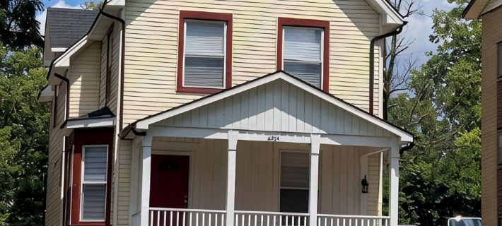 Beautiful Walnut Home 4bed/bathrooms with Private Parking Hotels in Dayton
