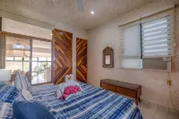 Amazing View Oceanfront with 2 pools, Daily Housekeeping - Parvekkeita