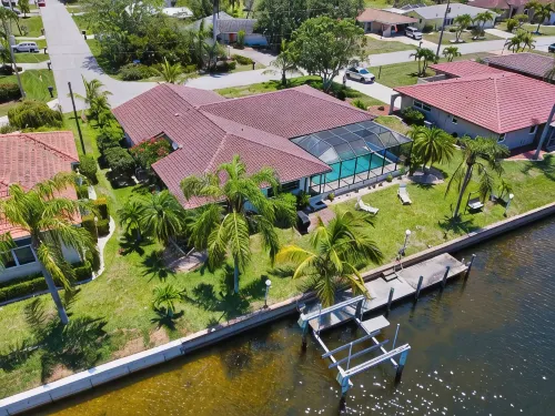 Relax and enjoy at PGI waterfront saltwater canal - 3-Star