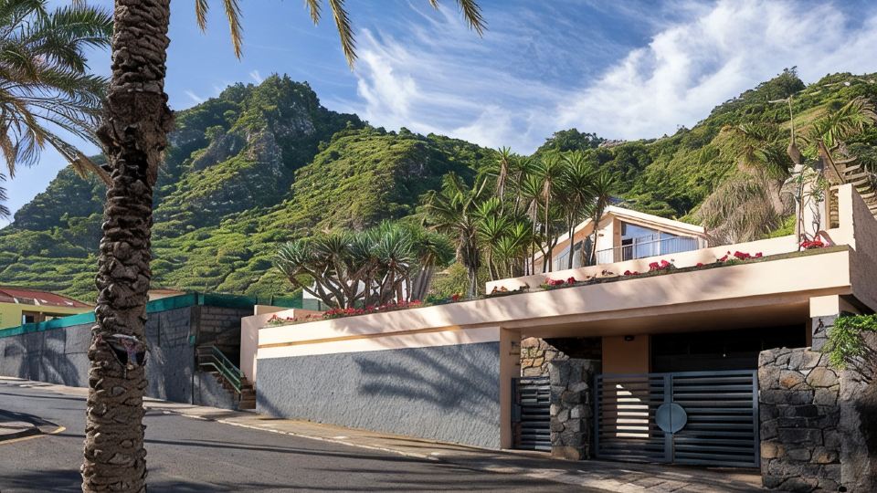Porto Moniz Villa is the perfect place to replenish your energy. Visit us.