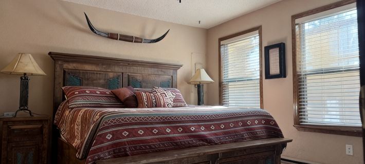 Relax and Golf, Play Tennis, Swim, Ski and make memories! Hotels in Ruidoso