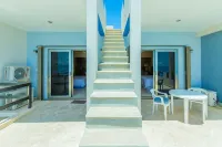 Oceanfront Condo – 2 Suites – Walk to Playa Norte and Downtown - Villas