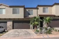 The Recovery Zone - Relax with a fire-pit & Hottub - 4-Star