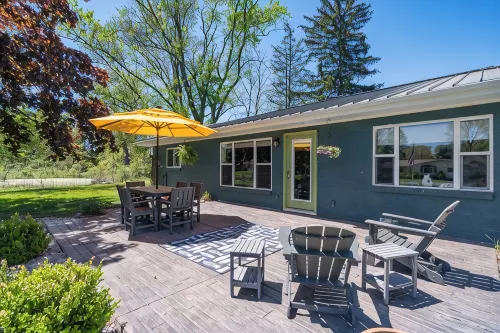 Delightful Loon Lake Retreat