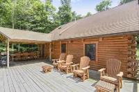 Secluded Cabin, Comfortable Lux, Valley View ~ Canaan Valley & Seneca