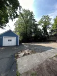 Perfect for family/corporate, Strategic location, 2mi Yale, 2.8 mi Airport,