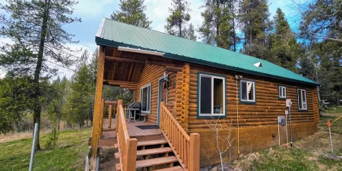 Authentic Log Cabin w/ Fire Pit - 45 Mins to Yellowstone! - 4-Sterne