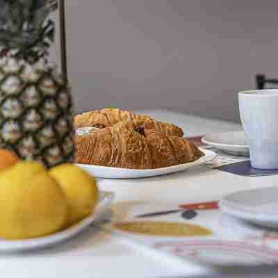 Alley 15, apartment in the historic center of Malcesine. Dining/Meeting Rooms