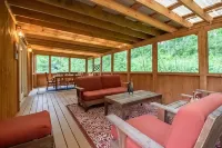 The Loft At The Inn At High Falls