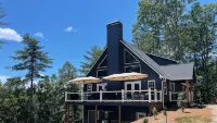 Luxe Modern Cabin Perched in Dahlonega Forest - 4-Star