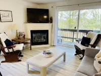 Oz Festival! Walk to Resort! Pets! Fireplace! Hotels in Beech Mountain