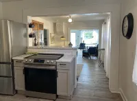 Adorable cottage with modern style , we welcome you to your temporary home! - Boutique