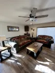 Stylish New Condo Located In Downtown Salida Colorado! - 3 ดาว