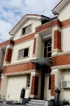 The Addison Hotels and Apartments - Airport Shuttle
