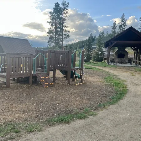 Mountaintop getaway right above Winter Park, CO