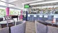薩爾加多斯海濱酒店 - 酒吧
