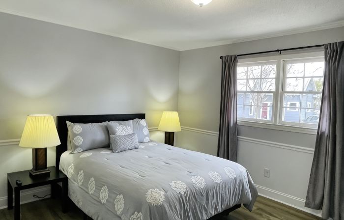 Apt. near Downtown Greenville (2BR/1BA, 3 beds)