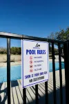 Beautiful 5/5.5 Home on 5 Acres w/Private Pool. River Access 2 m. Away - Pools
