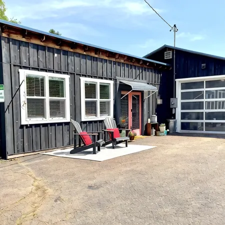 Quiet, peaceful, spotless studio near Lake Superior and all Bayfield amenities.