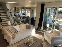 Modern Home in Downtown Sumner, WA, 34 mi from Lumen Field - 4성급