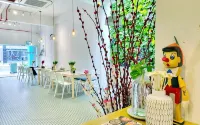 Dream Lodge @ Farrer Park - Hostels