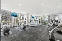 Luxury Downtown Ocean+Mountain views A/C Comfort Pool / hot tub/ sauna/ gym - Jacuzzi