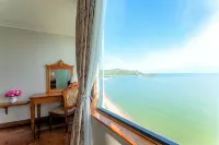 Huong Viet Hotel Quy Nhon - Beachfront - Mountain view