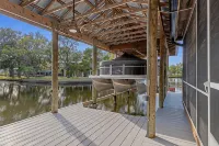 OLD HOMOSASSA- RIVER WATERFRONT HOUSE ICE MACHINE-DEEP BAY- FOUR KAYAKS - balcony