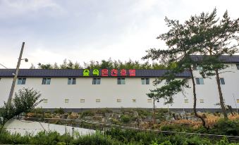 Changwon Bukmyeon Forest Hot Spring Hotel