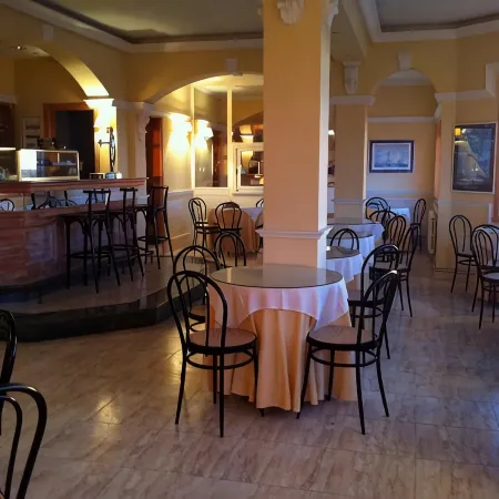 Hotel Rompeolas